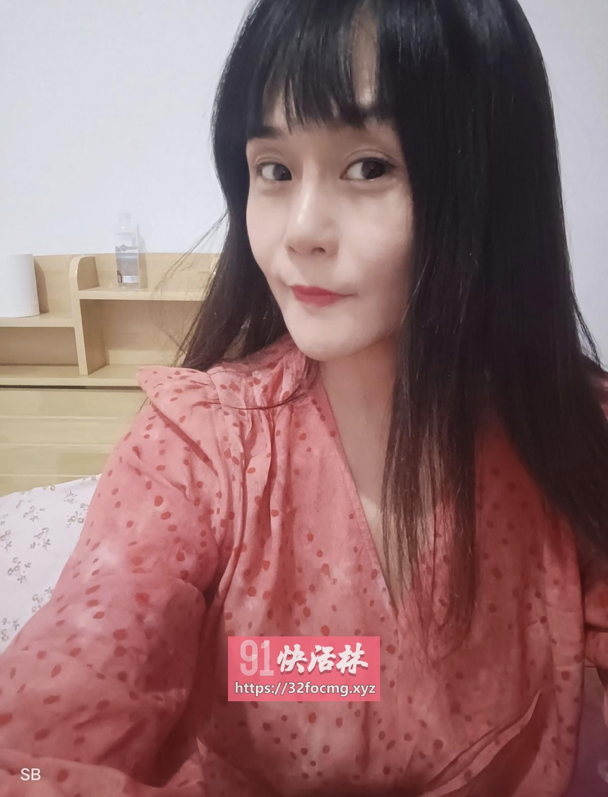 港区大奶健身少妇