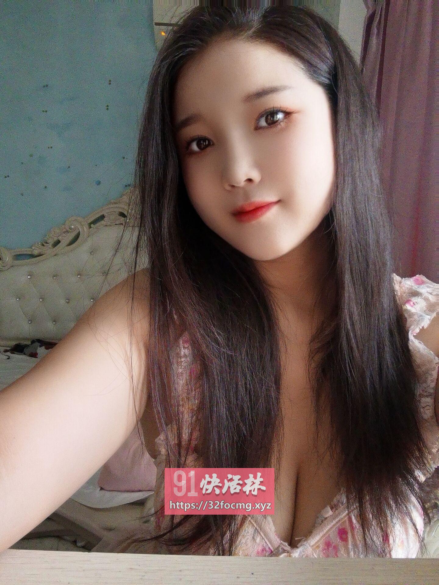 风骚大胸美少妇