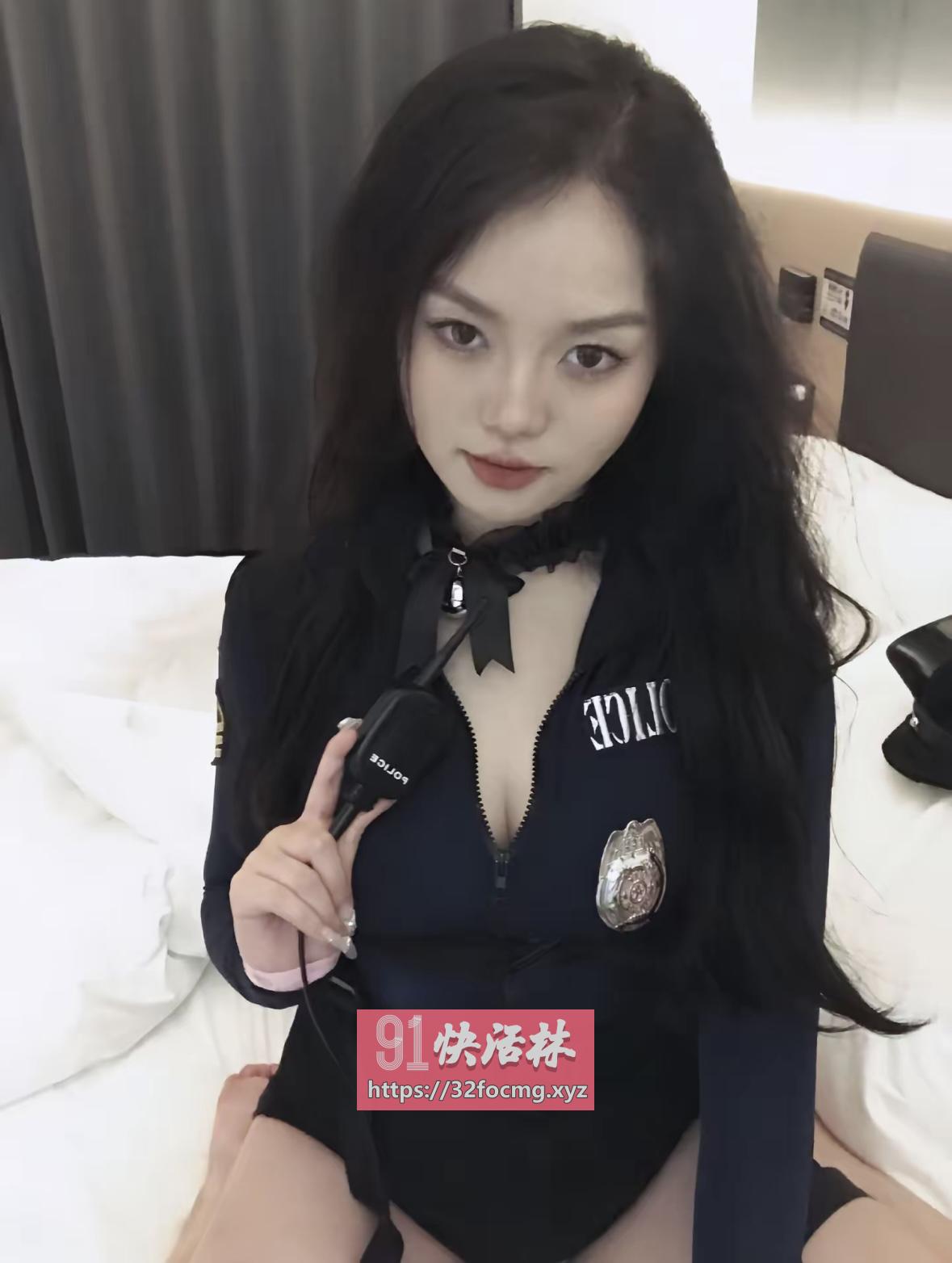 雨花奶大水多小美女