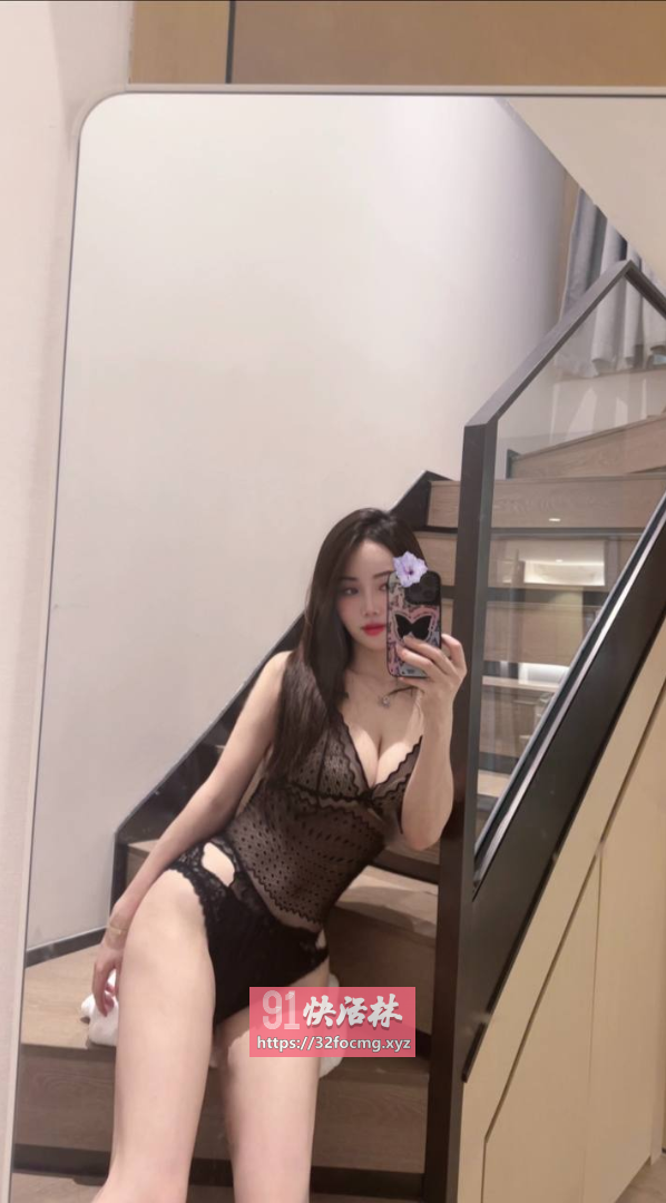 肥臀健身女很骚