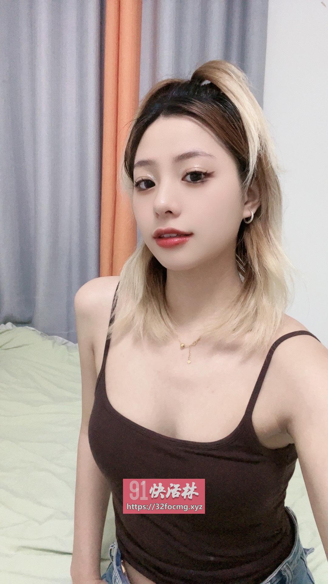 廊坊小美女粉逼水多