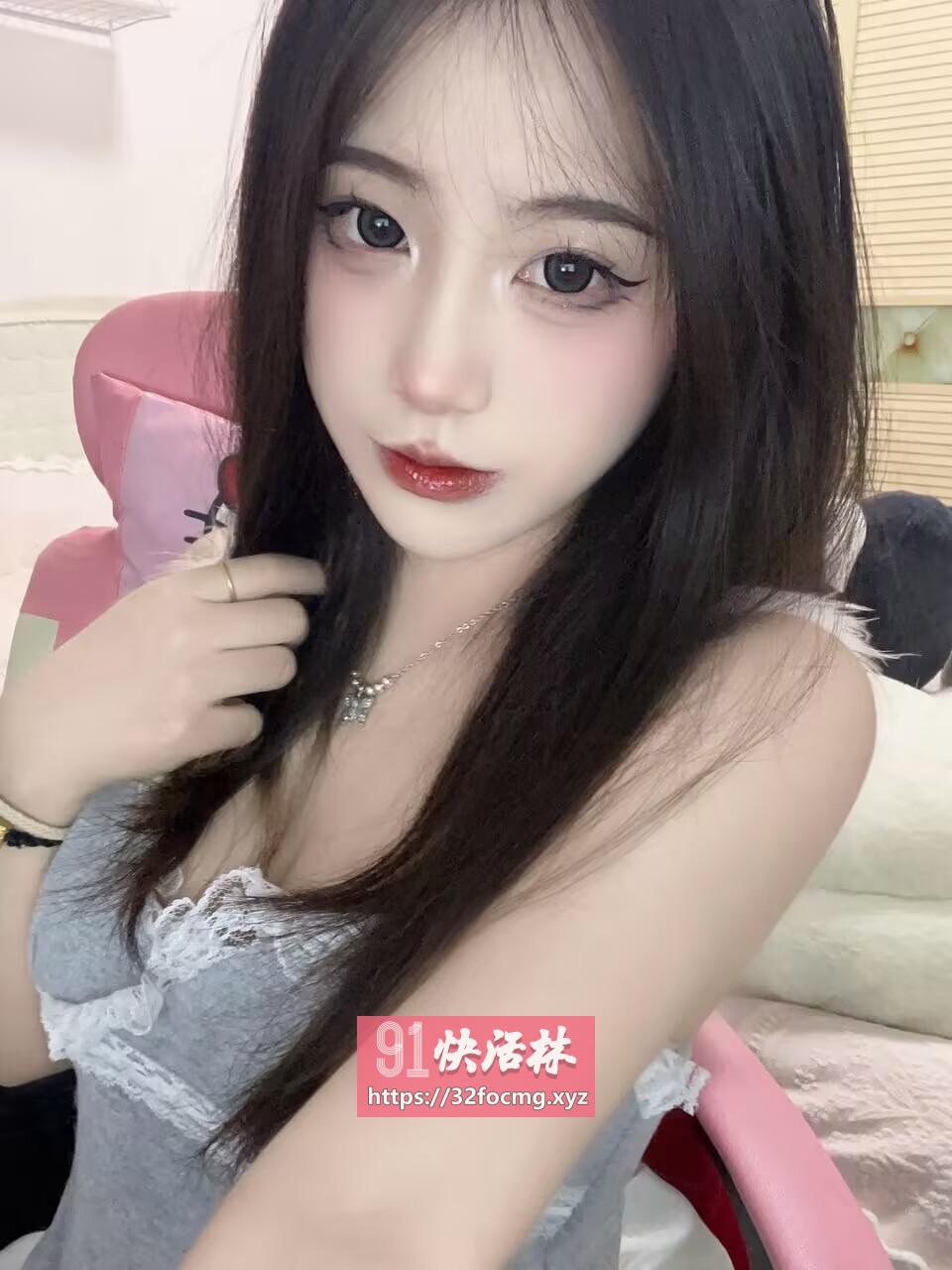 徐州性感黑丝嫩妹体验感十足