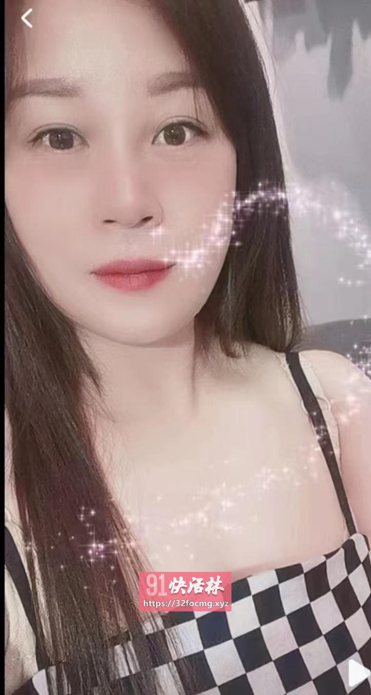 服装多熟女骚货
