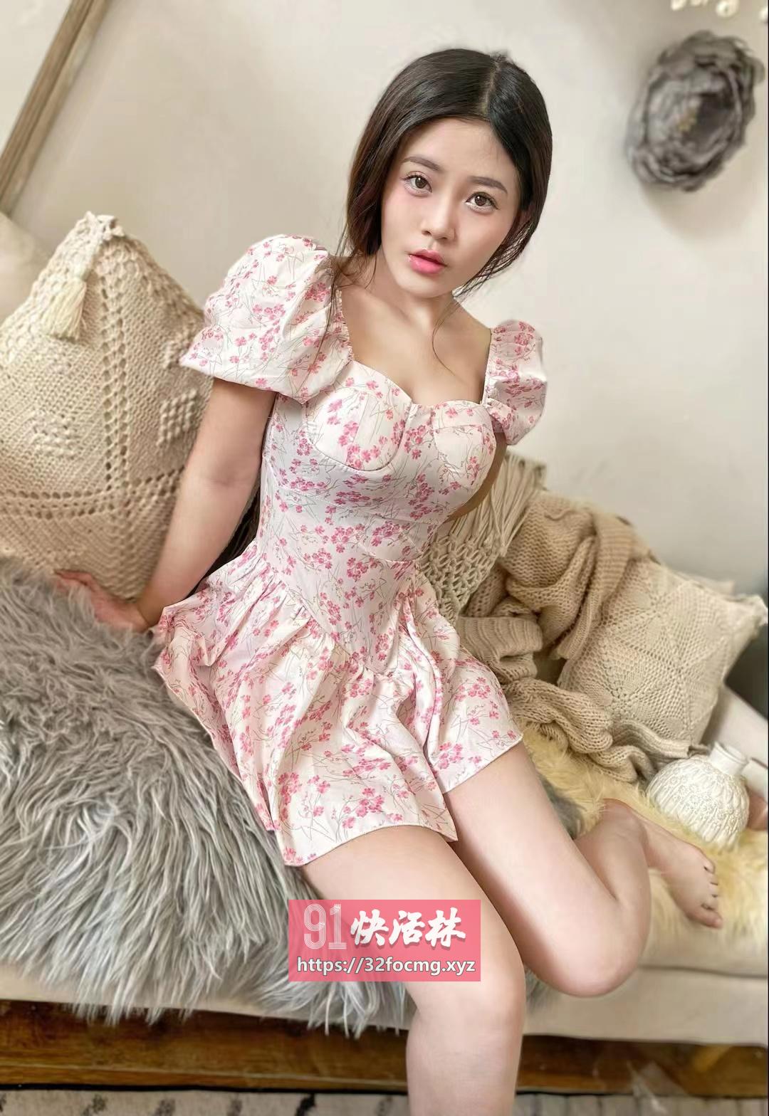 肤白貌美颜值梦梦