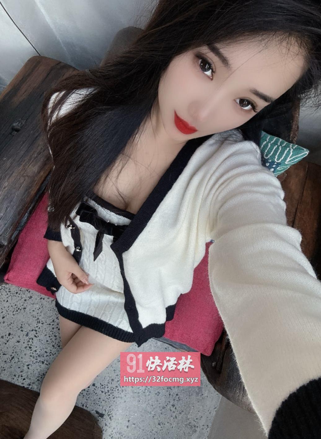 深圳纯欲身材性感美女
