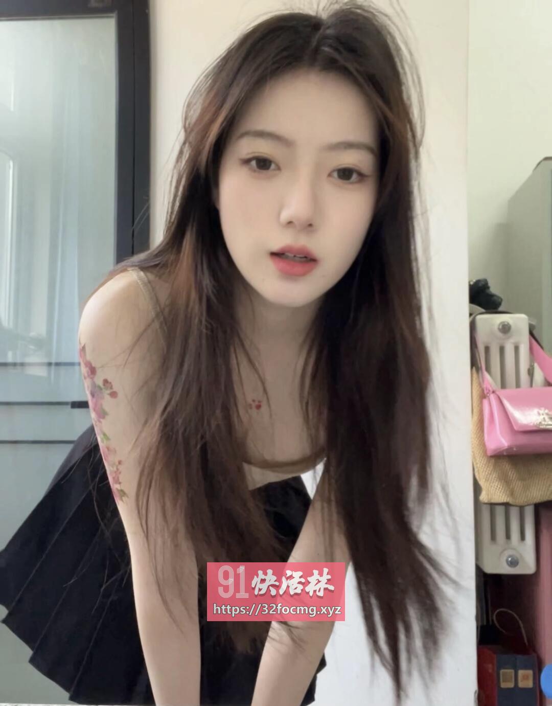 西青性感可爱嫩妹
