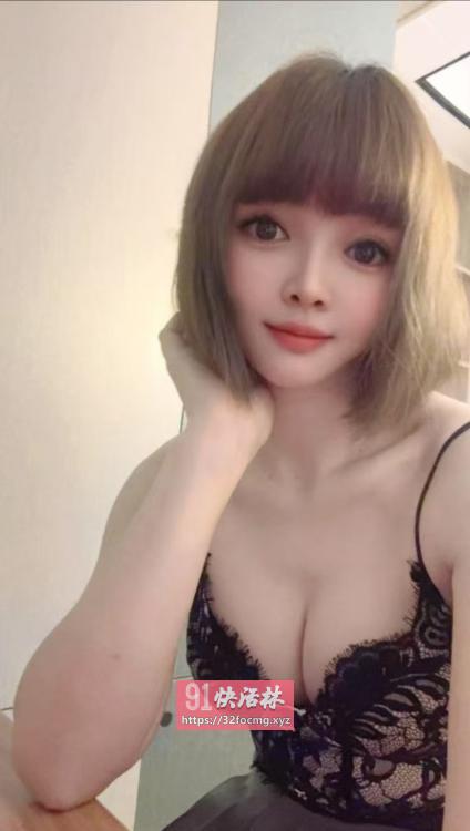 风骚水多多兼职妹子