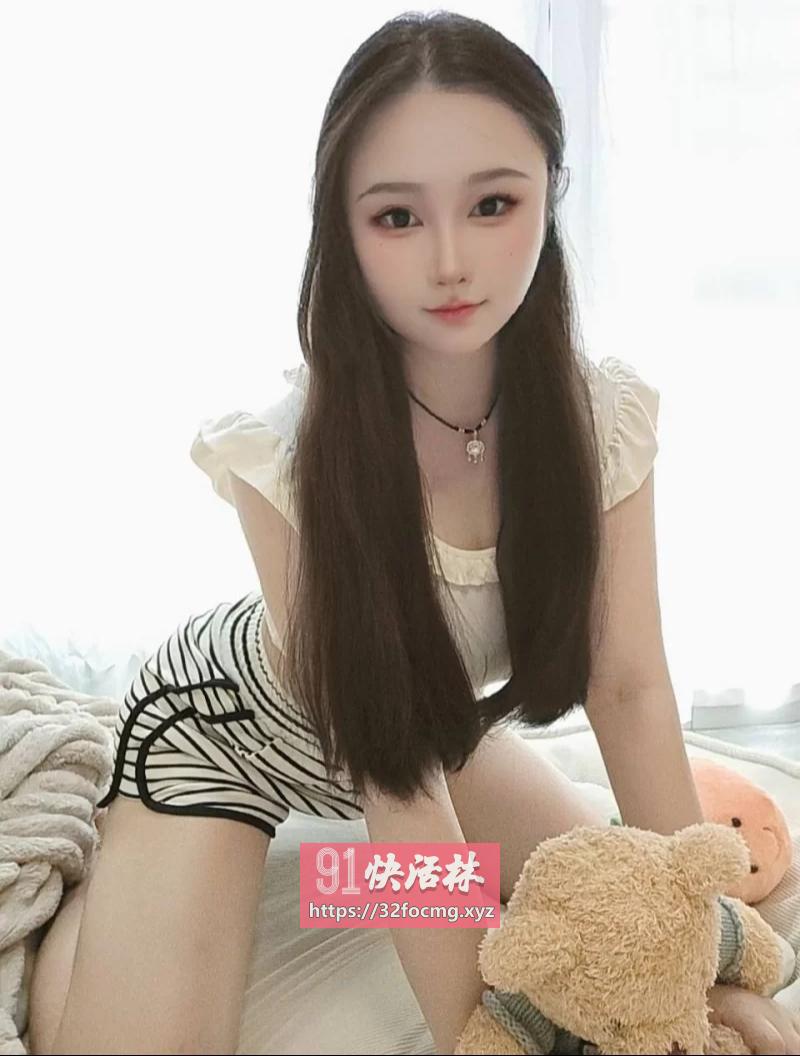 温柔粉嫩小穴紧 花样多