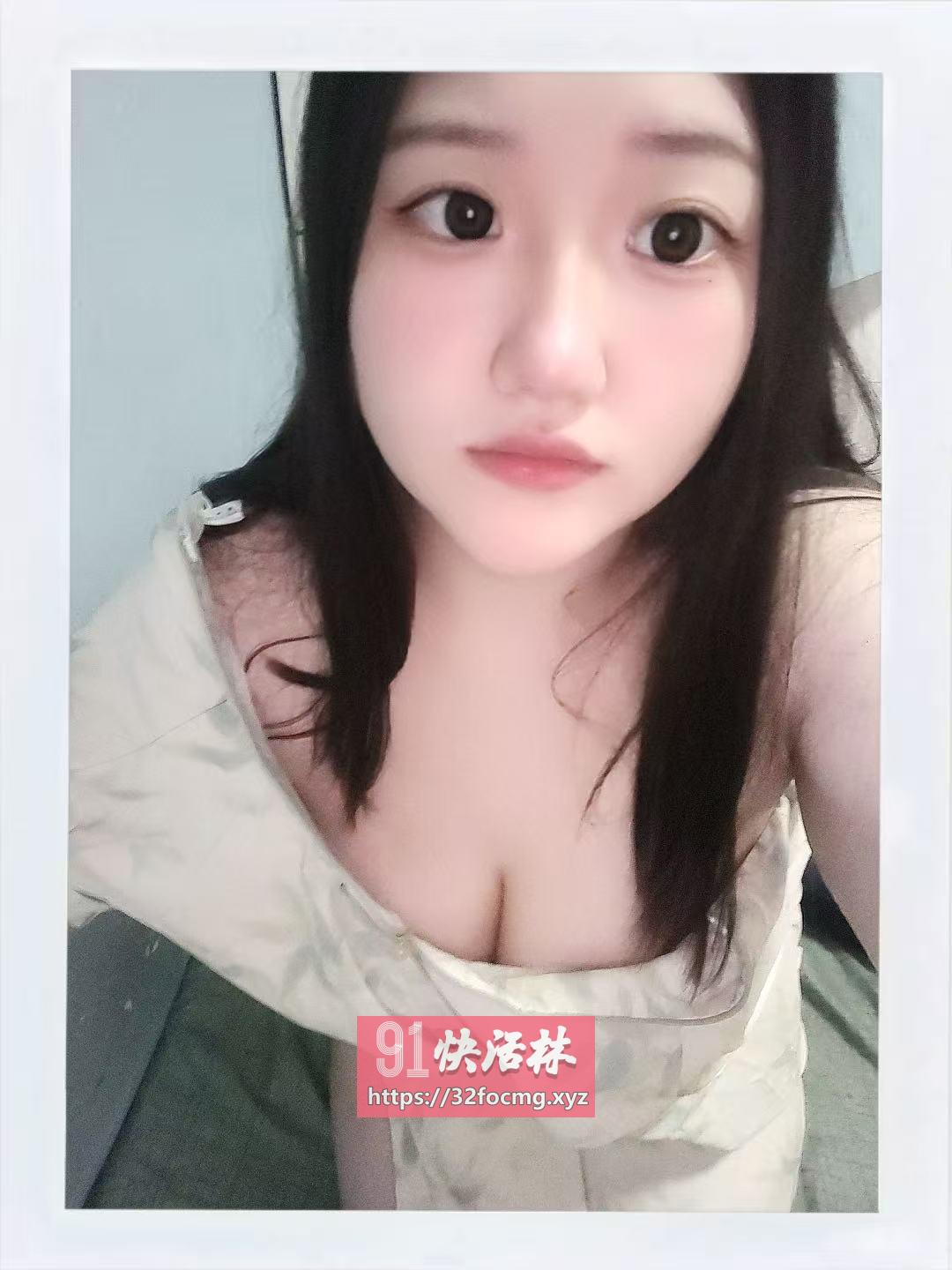 丰乳肥臀BBW