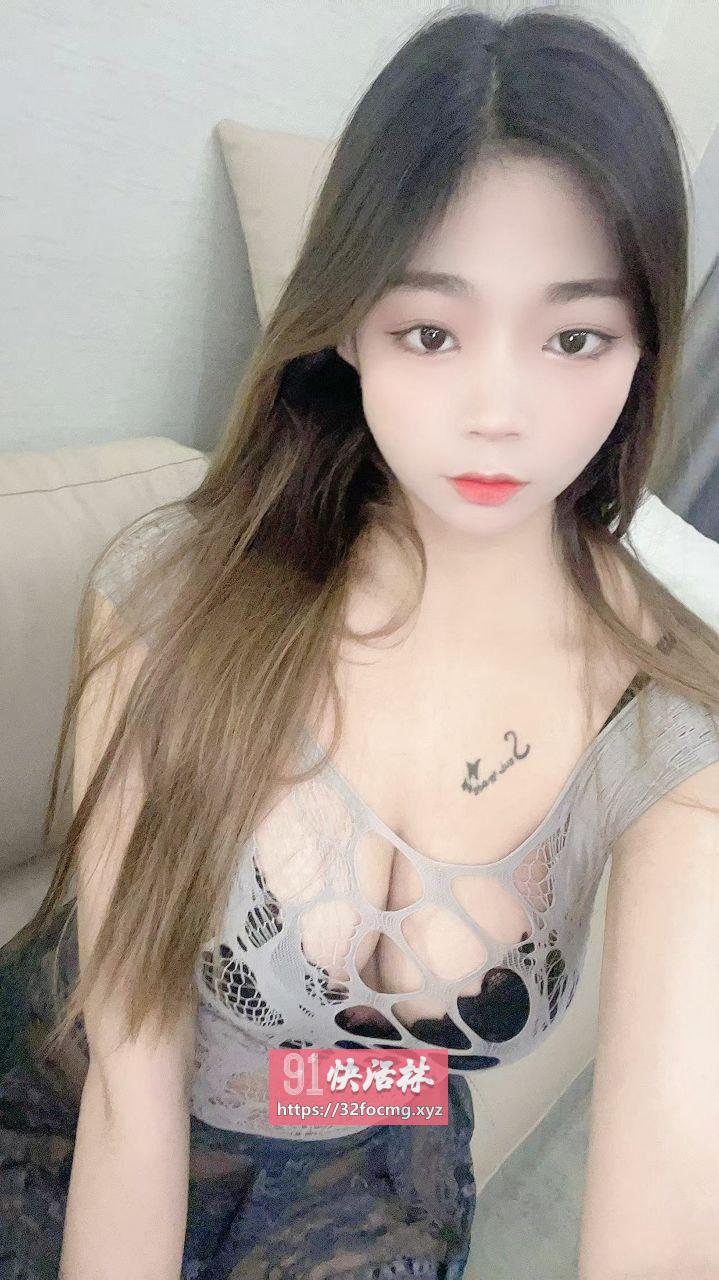 奶子很大非常棒的一次体验