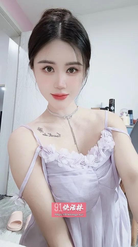 江宁高挑白嫩大奶御姐