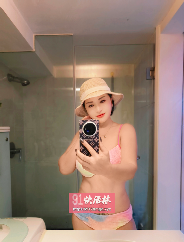 肤白丰满小辣椒