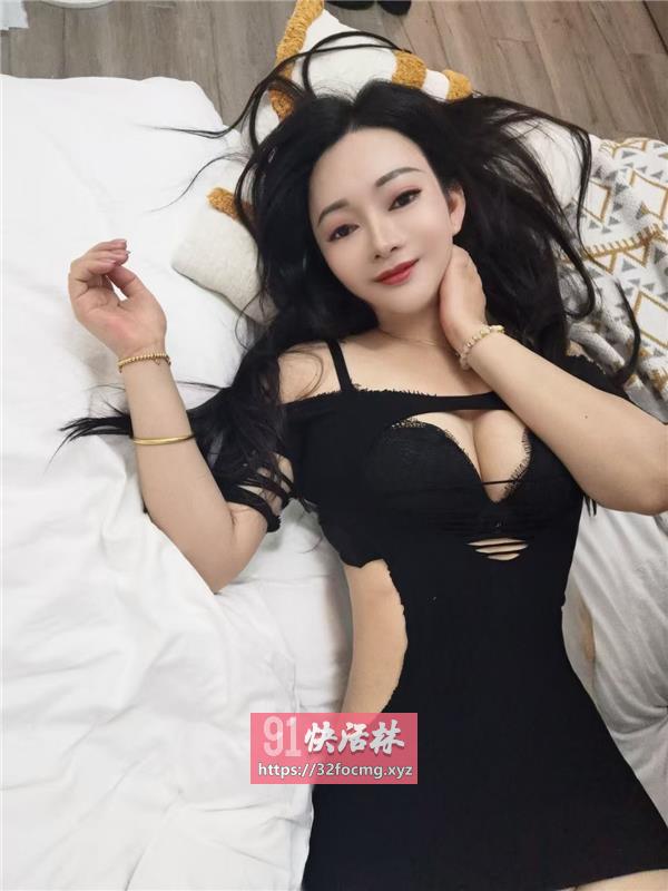 兼职绝美御姐