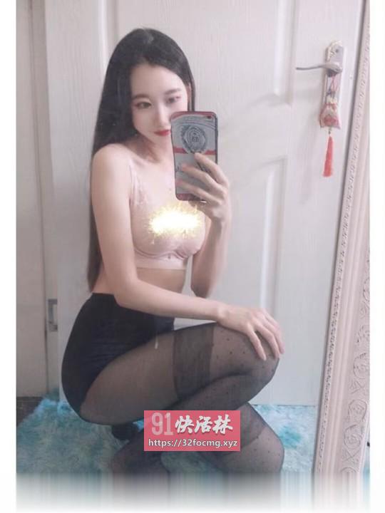 广州黑丝骚妹