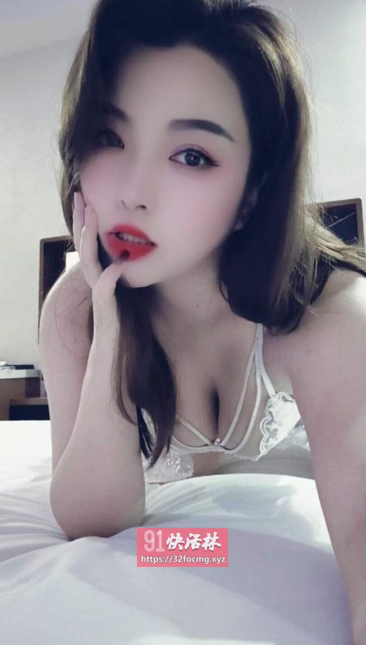 骚气冲天小姐姐