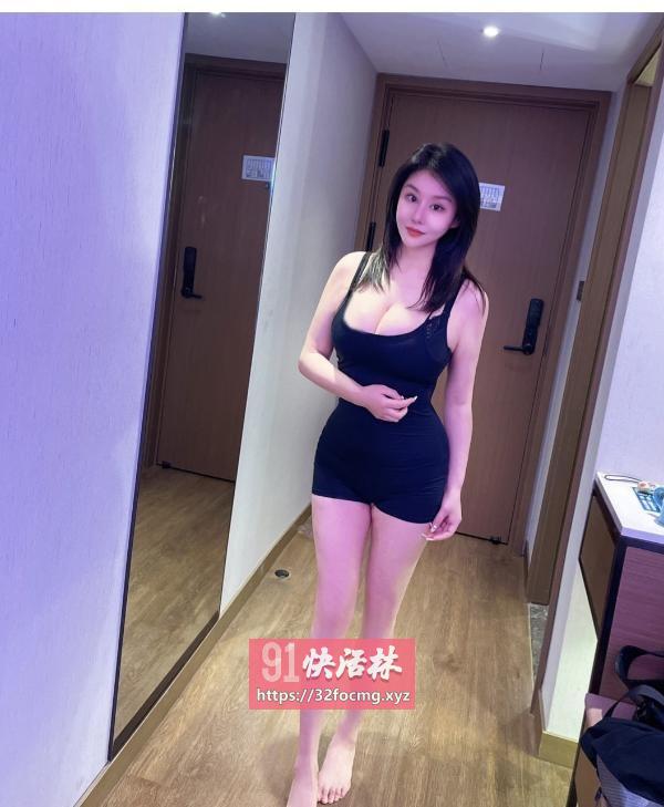 包河大奶箐箐老师