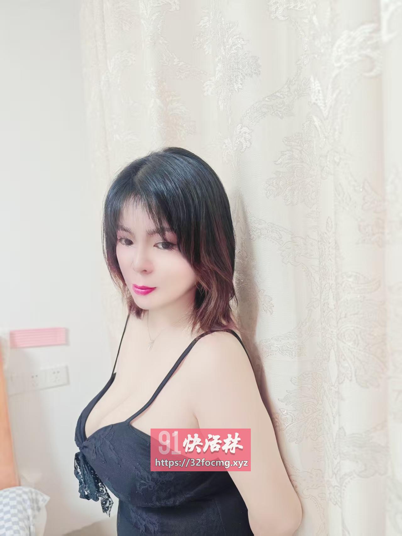 新疆炮架大奶妹妹