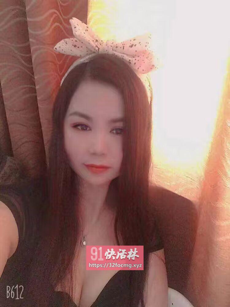微胖丰满小熟妇