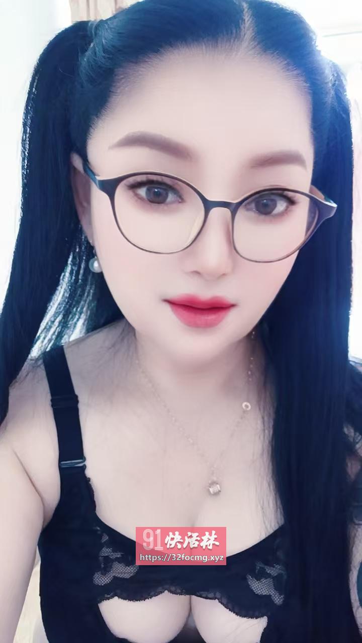 南开大胸OL范御姐