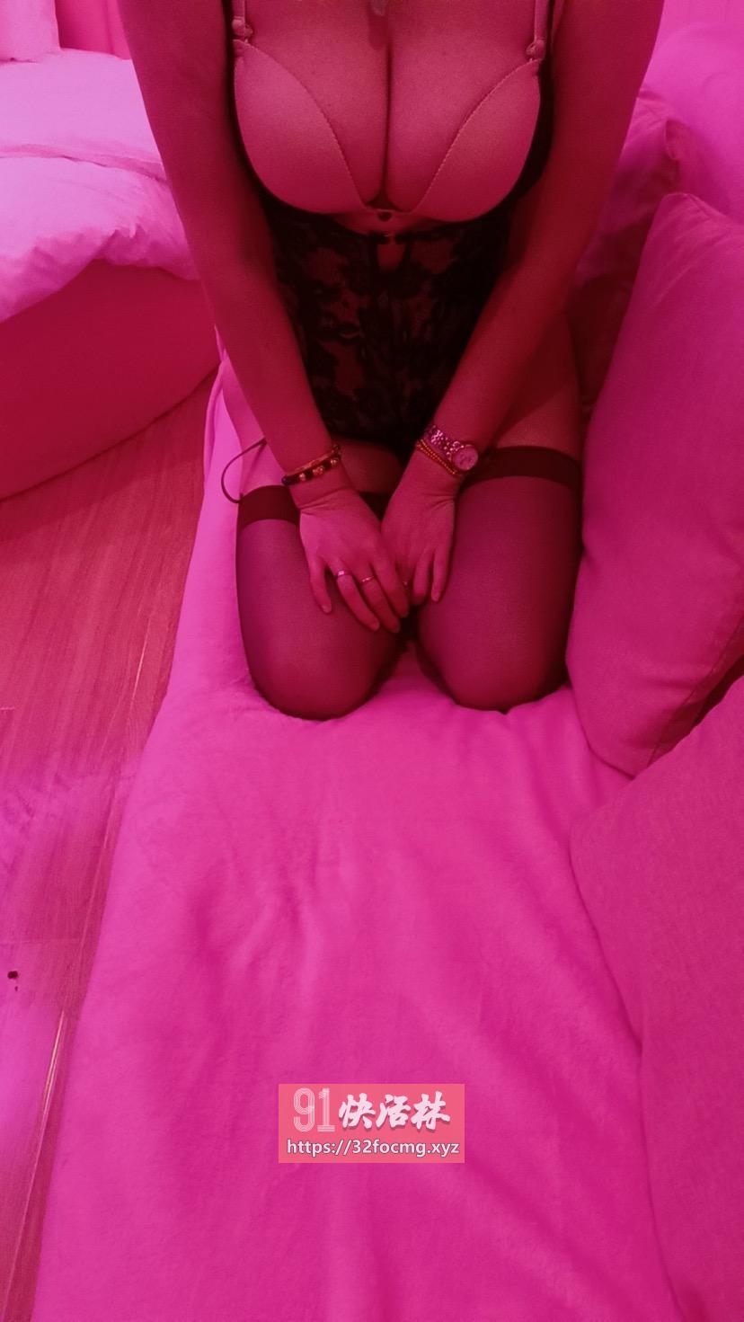 D奶水多少妇