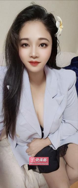服务系性感箐儿