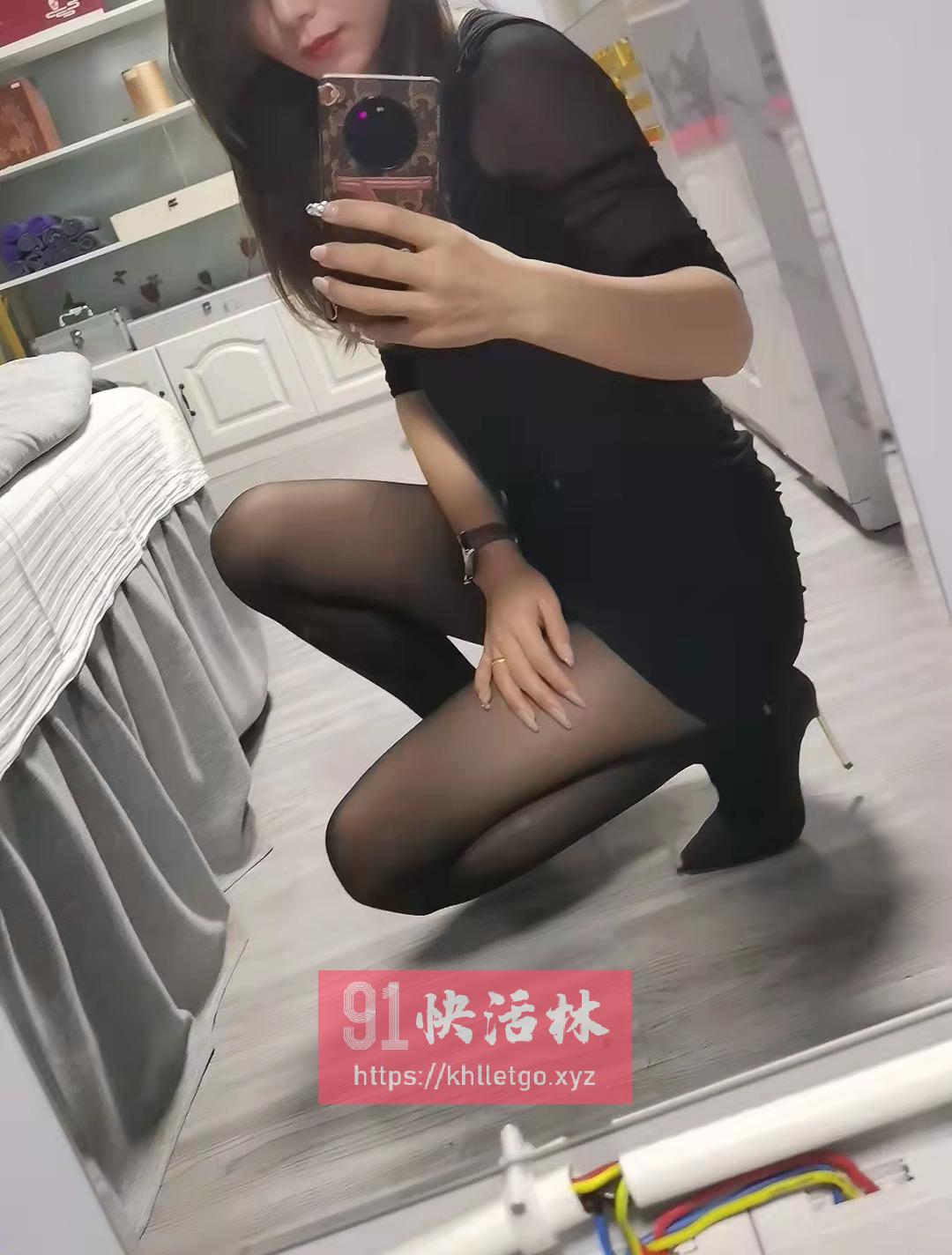 天津骚货黑丝少妇小柔