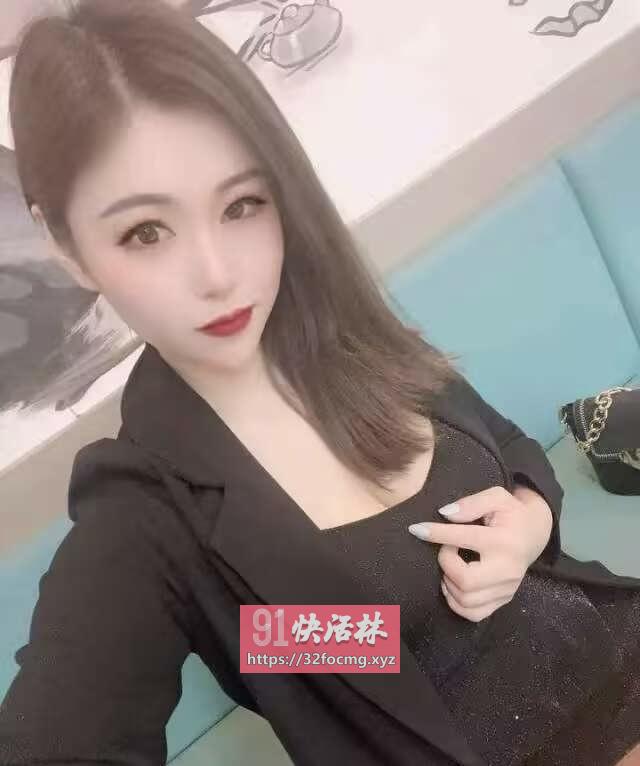 性感兼职迷人小妖精