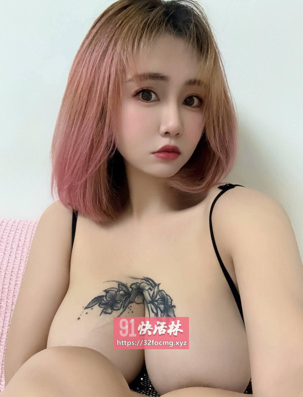 吴兴36E巨乳包臀御姐