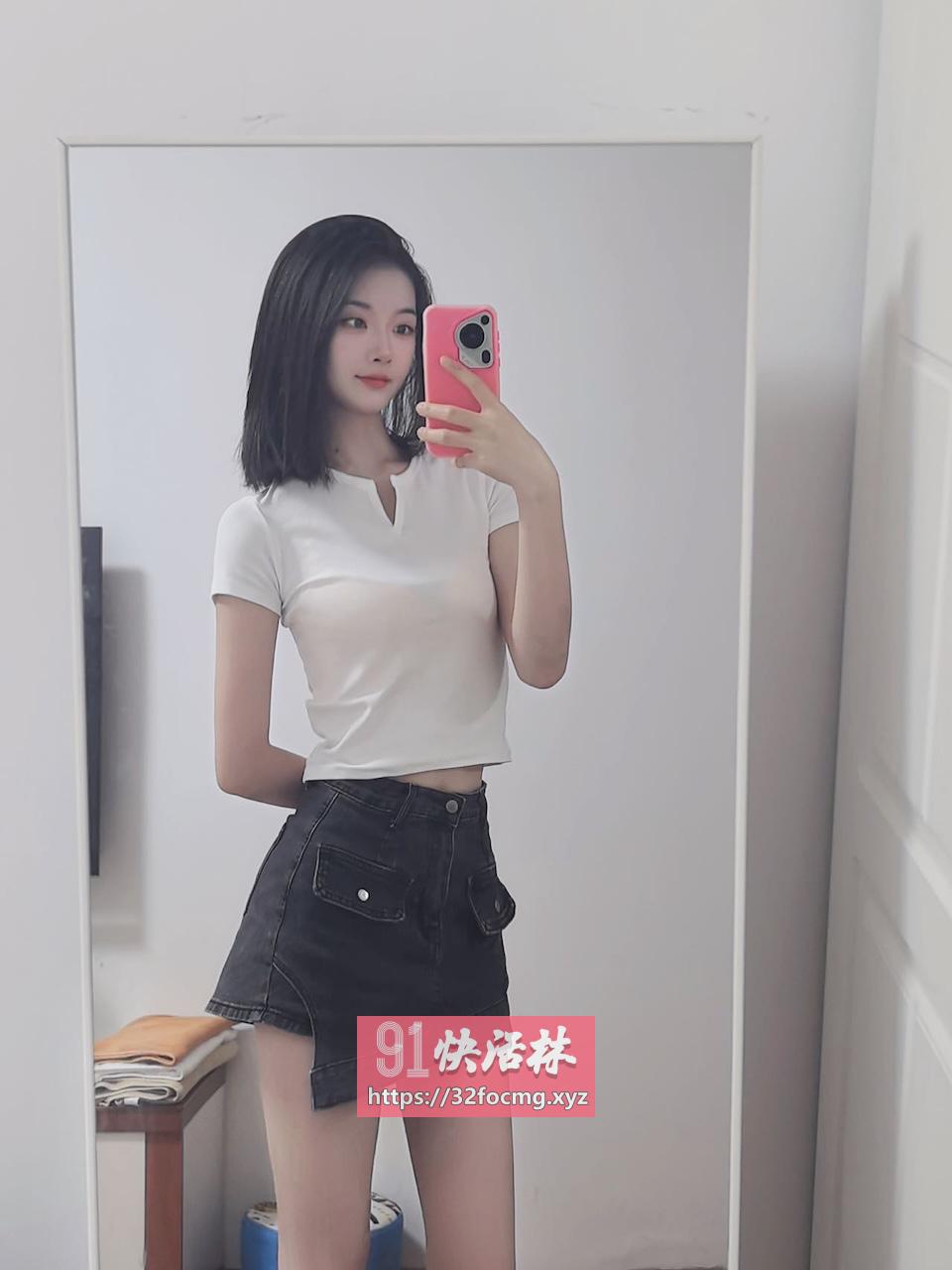 清纯长腿女神小美