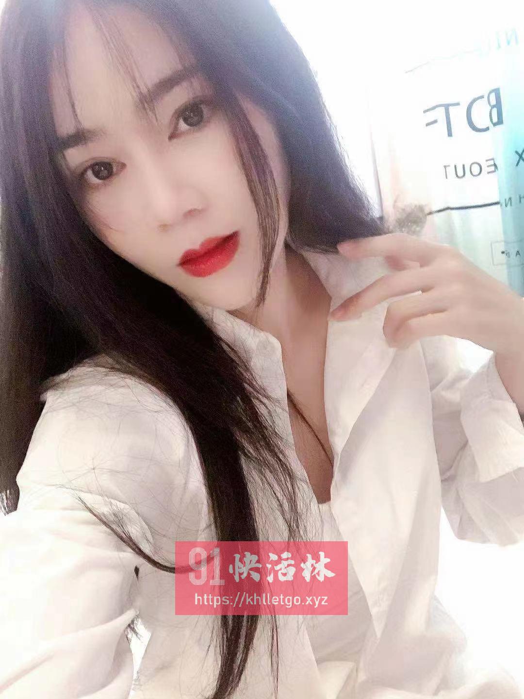 龙华还能啪的美女 小玉