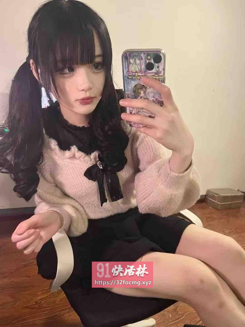 未央小嫩妹的粉鲍不容错过