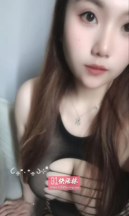成都肥臀一线天欣儿