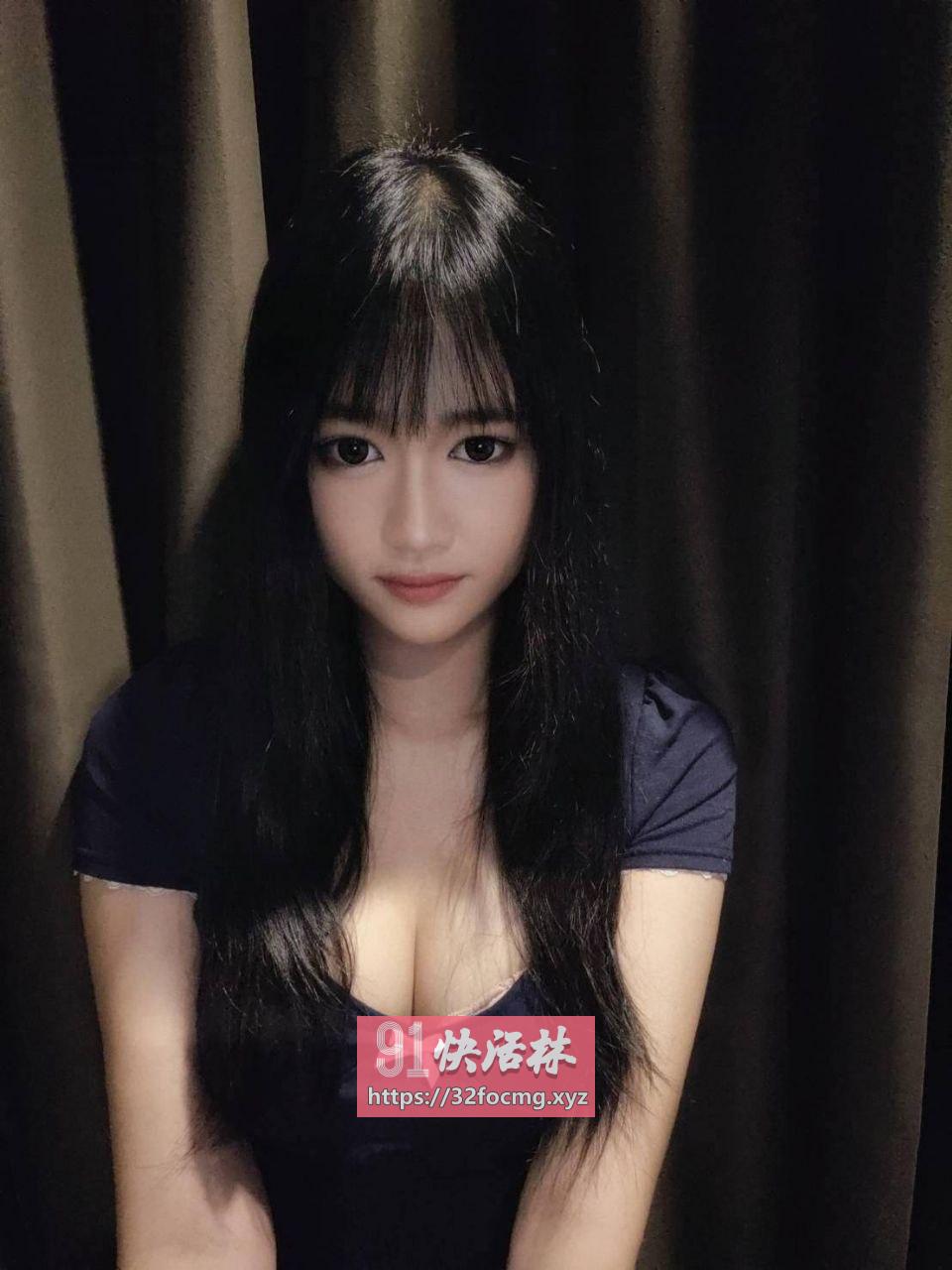 竞秀完美身材性感御姐