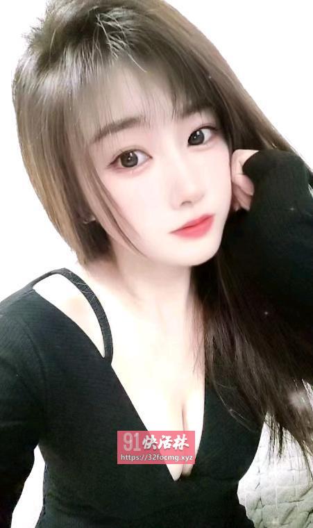 性感嫩妹小穴多汁