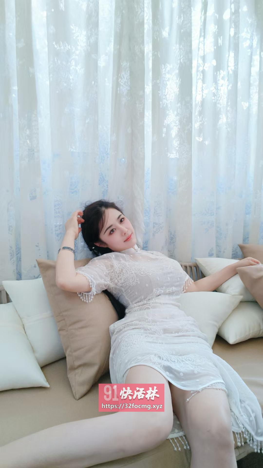 浦东极品兼职美女