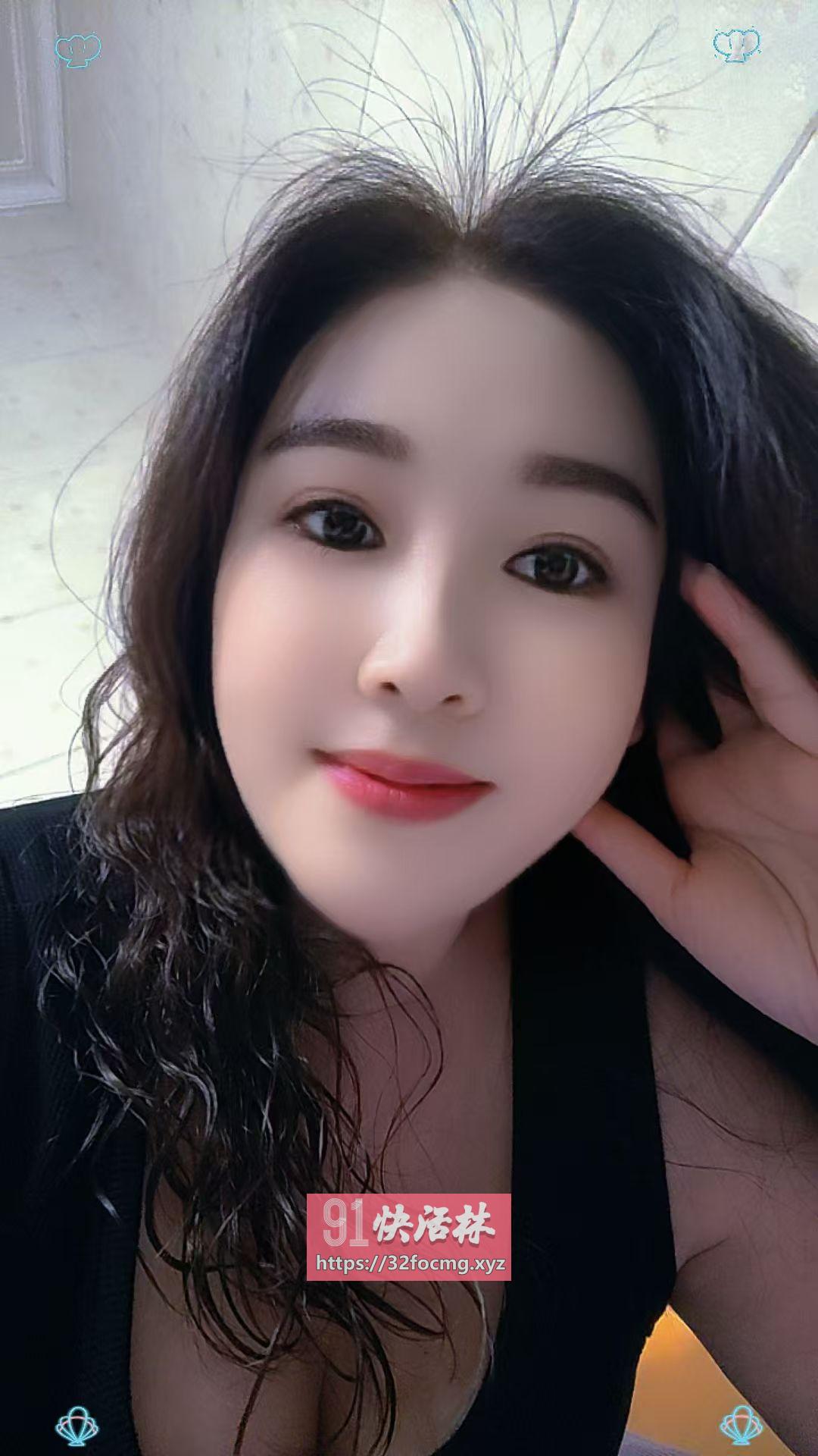 服务型大胸女王九儿
