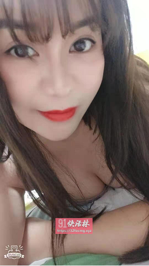 朝阳皮肤白嫩水多耐操妹妹