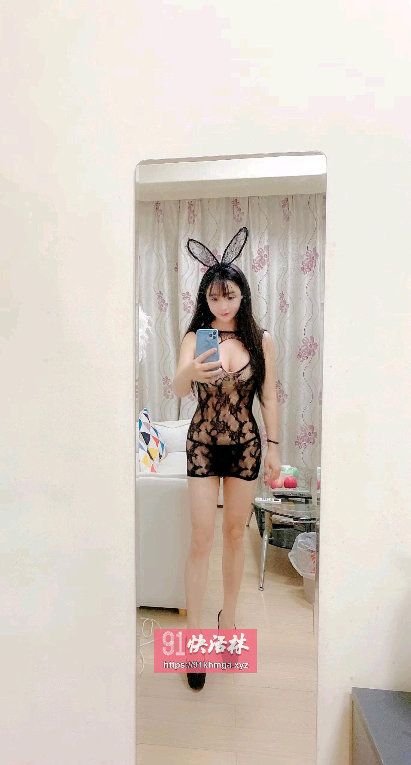 纯个人气质性感大奶妹