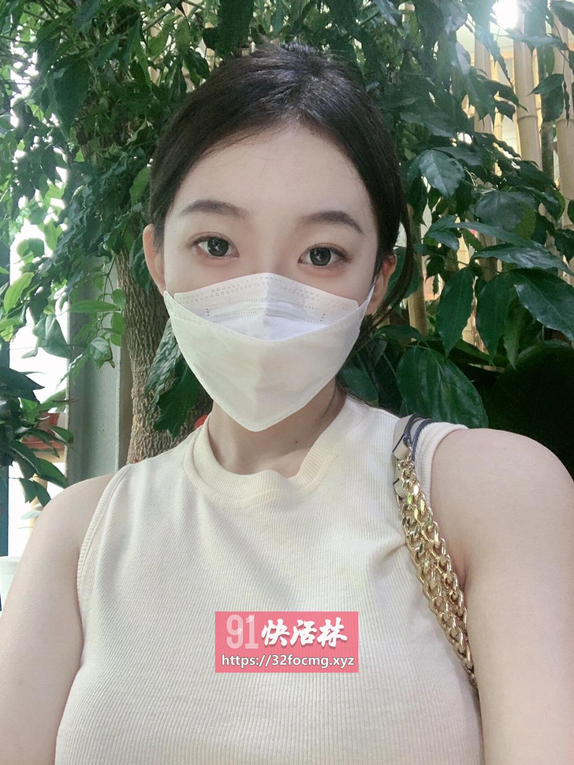 大屁股姐姐