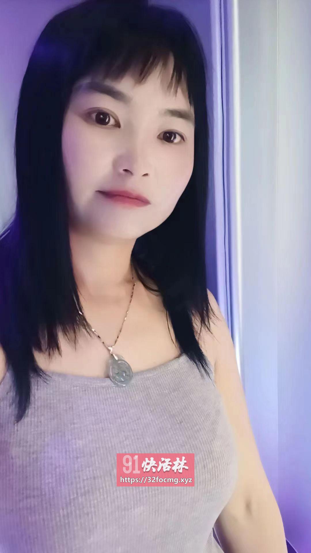 刚下海的小妹妹，身材好