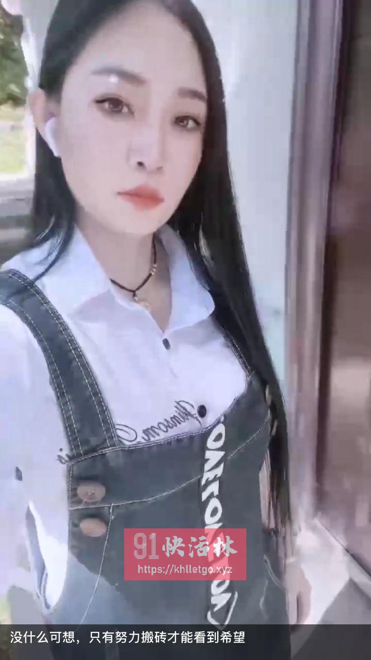 南京鼓楼区大胸美女中项