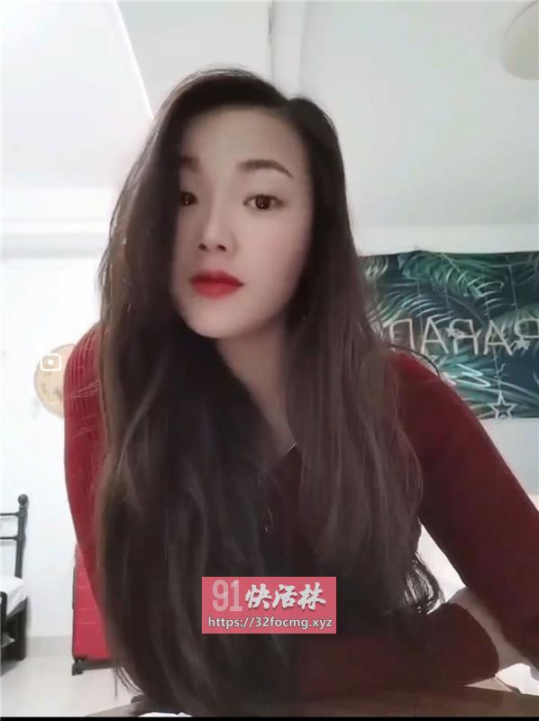 长腿年轻妹儿，舒服的很