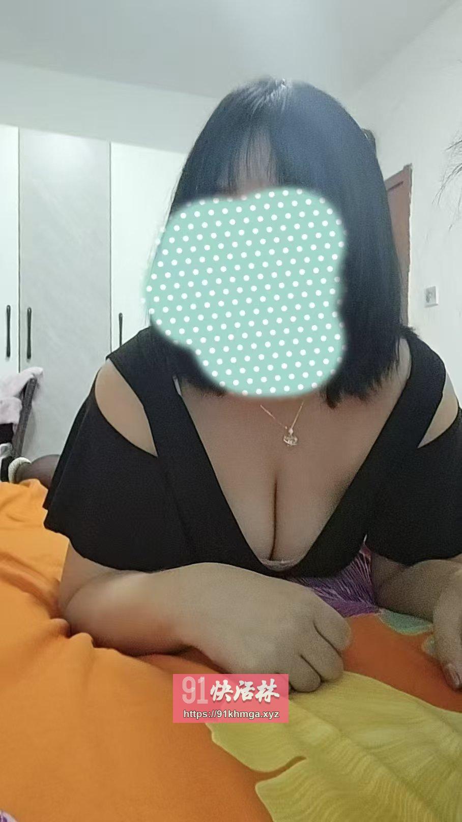 大奶骚妹服务好