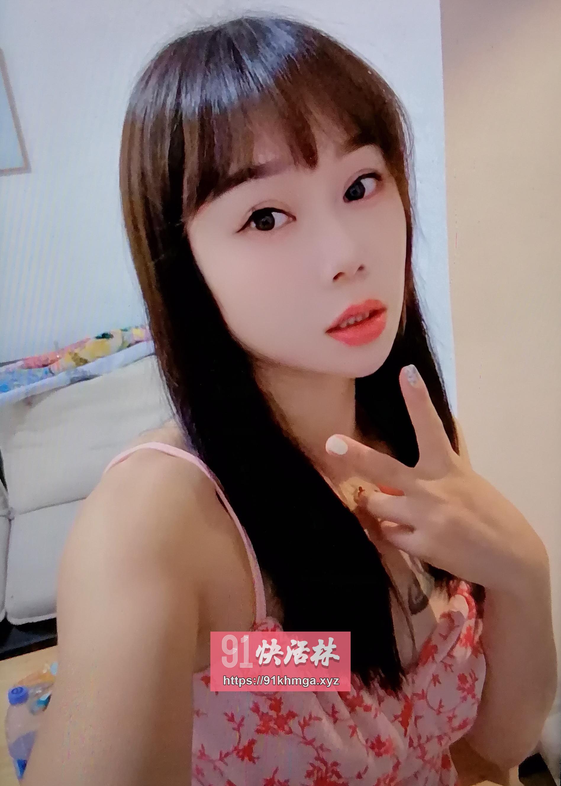 萝莉型妹子晓晓