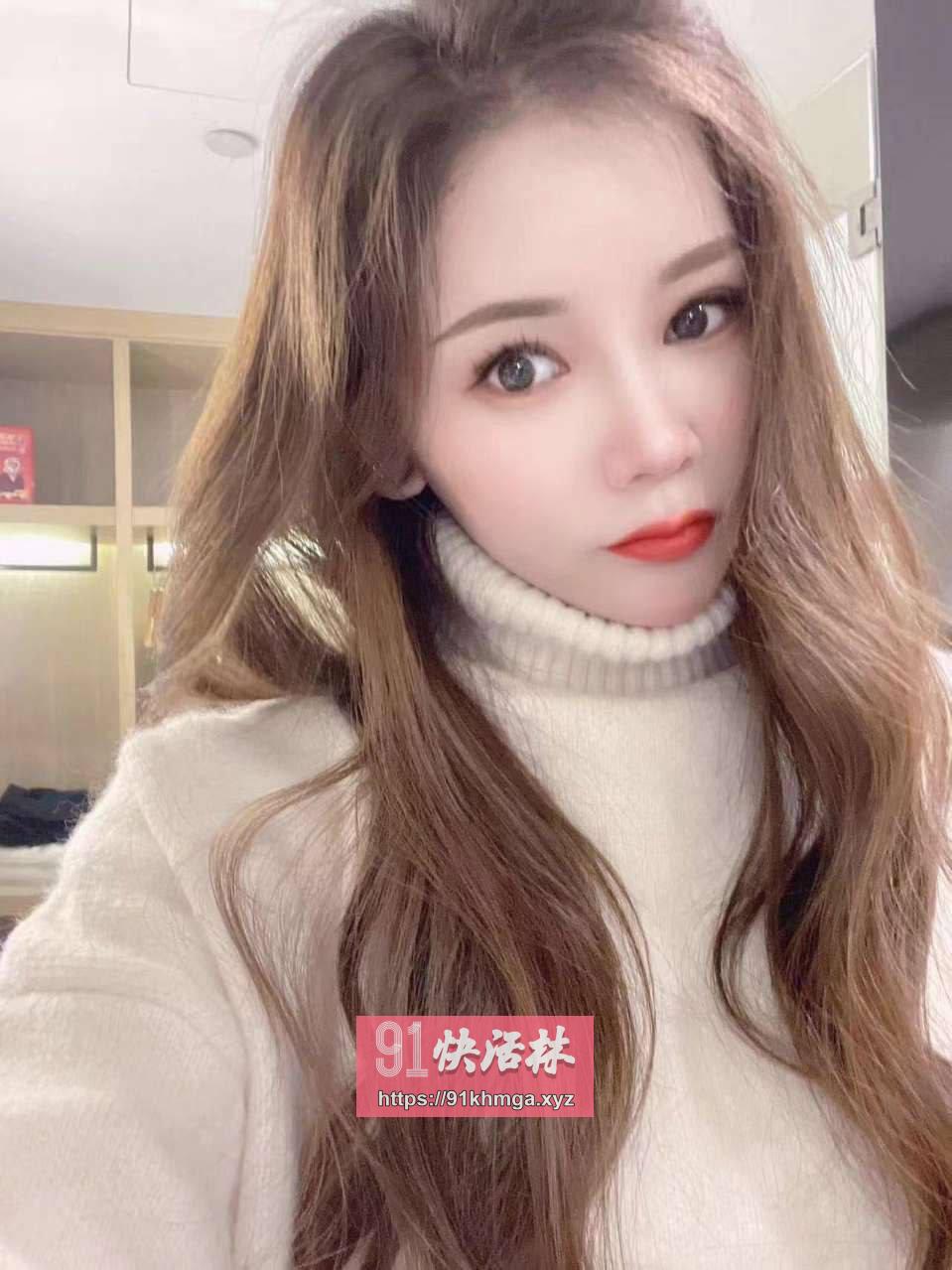 中山舌吻大胸御姐