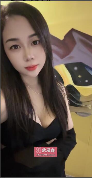 高颜值嫩妹很温柔