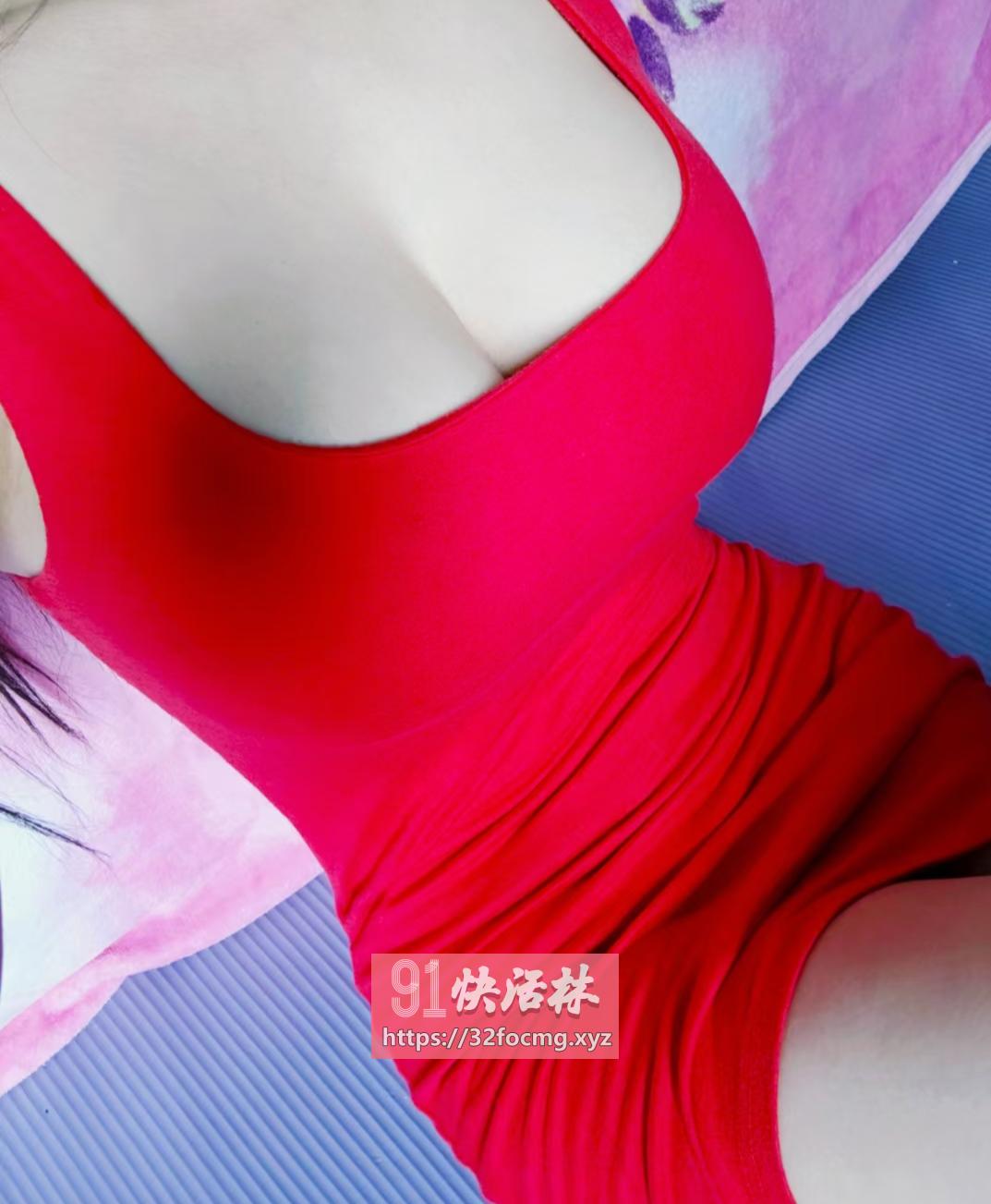 丰满热辣御姐