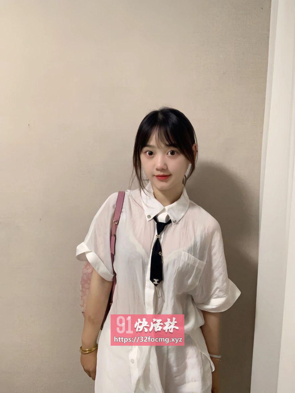 极品骚货温柔活好话不多水多