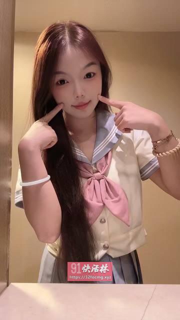 jk小个子女生很可爱