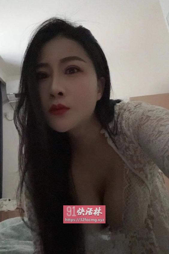 闵行性感巨乳骚货服务一绝